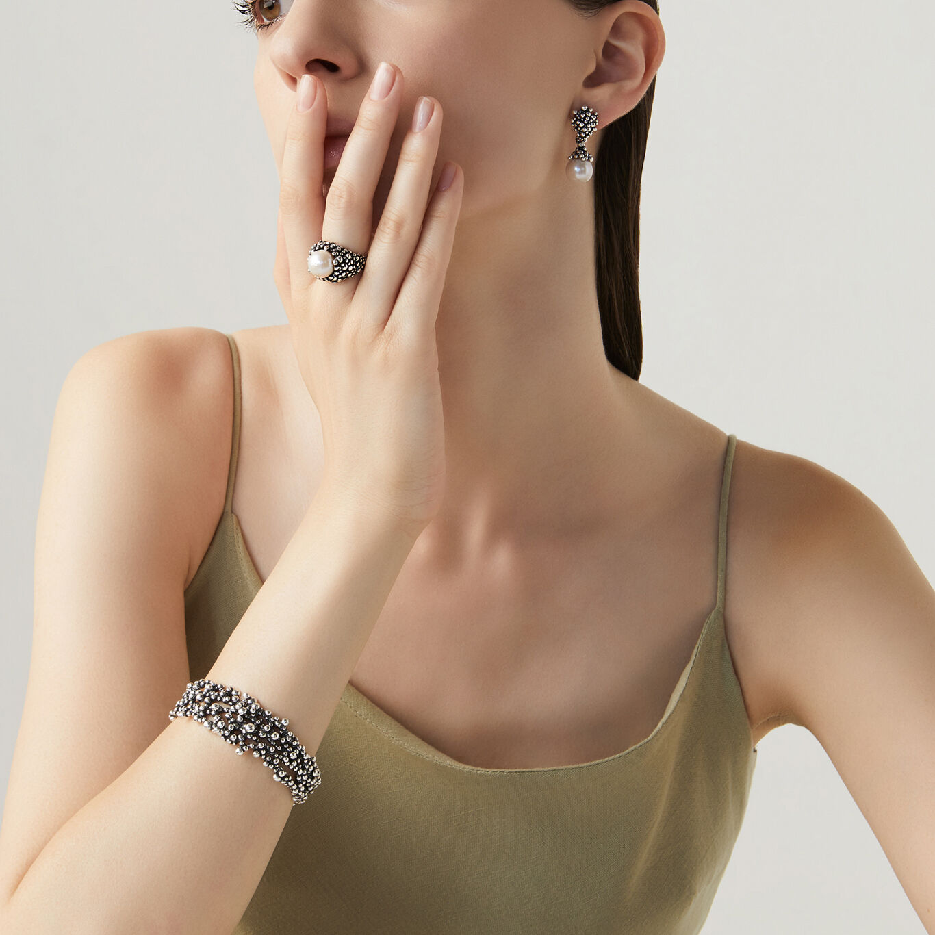 009531m01000 B 03.jpg