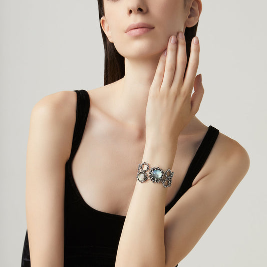 010313m01000 B 02.jpg