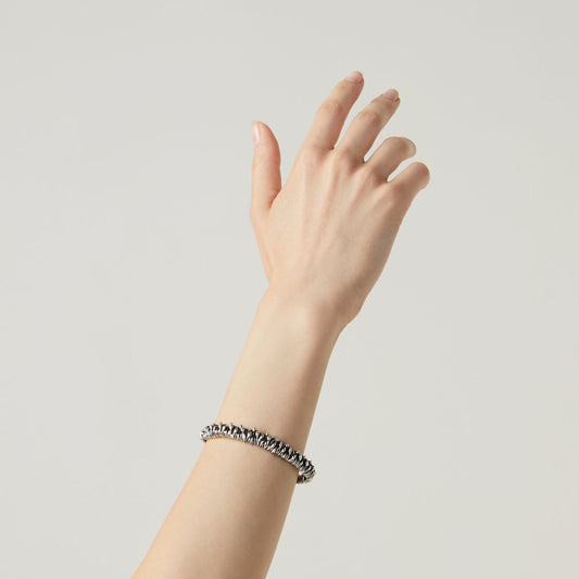 010811m01000 B 02.jpg