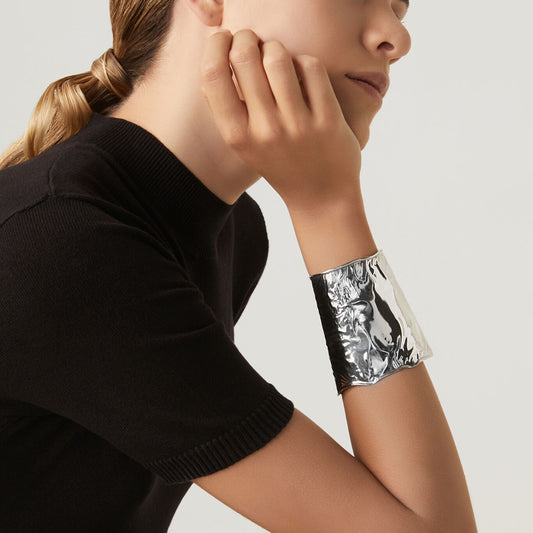 010820m01000 B 02.jpg