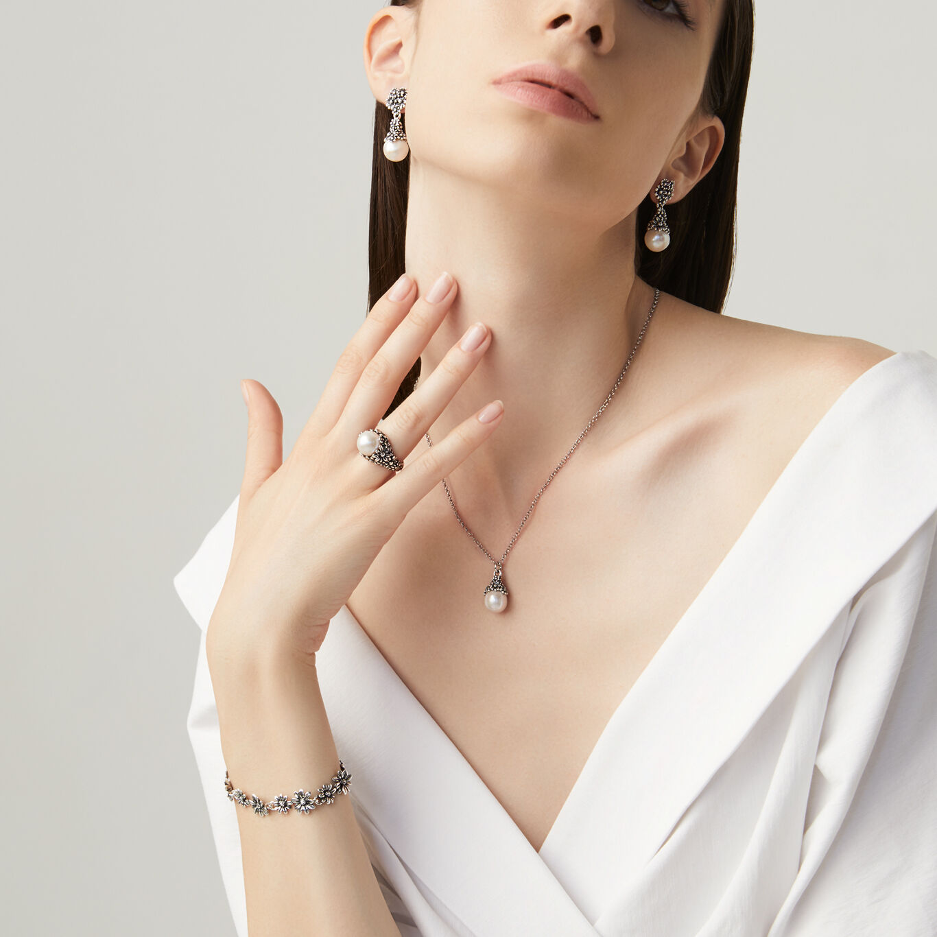 011107m01000 B 03.jpg