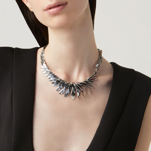 011120m01000 B 02.jpg