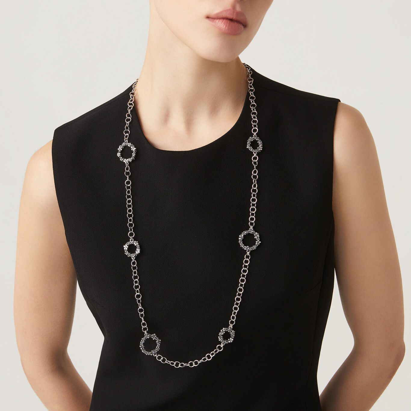 011695m01000 B 02.jpg