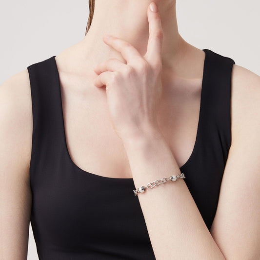 011931m01000 B 02.jpg