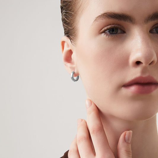 011952m01000 B 02.jpg