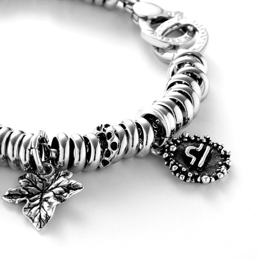 110530m01000 B 03.jpg