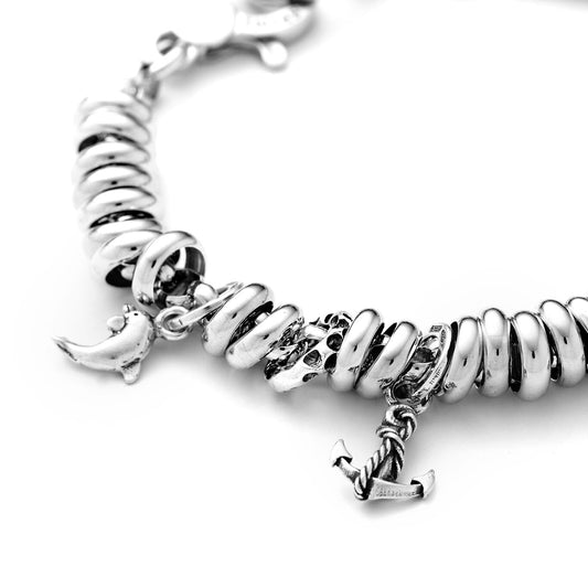 110902m01000 B 03.jpg