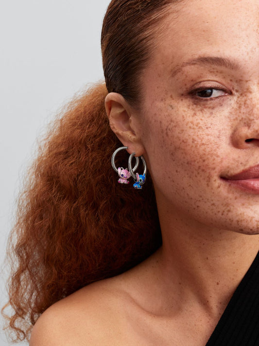 2025q2d Collection Disney Go Ac Tp Pdp Model Styled 06 1x1 Rgb (1)