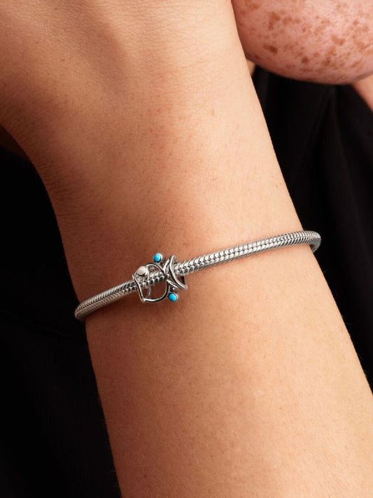 2025q2d Collection Moments Go Ac Tp Pdp Model Single 29 1x1 Rgb Charm