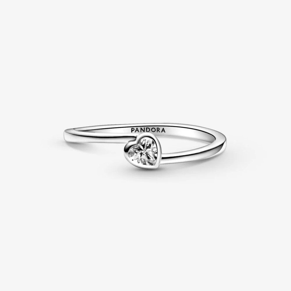 Pandora Colorless Oblique Heart Solitaire Ring 199267C02