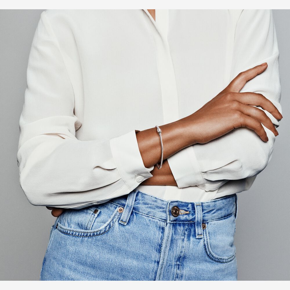 Bracciale Pandora Moments con Maglia Snake e Chiusura a Barile 598816C00