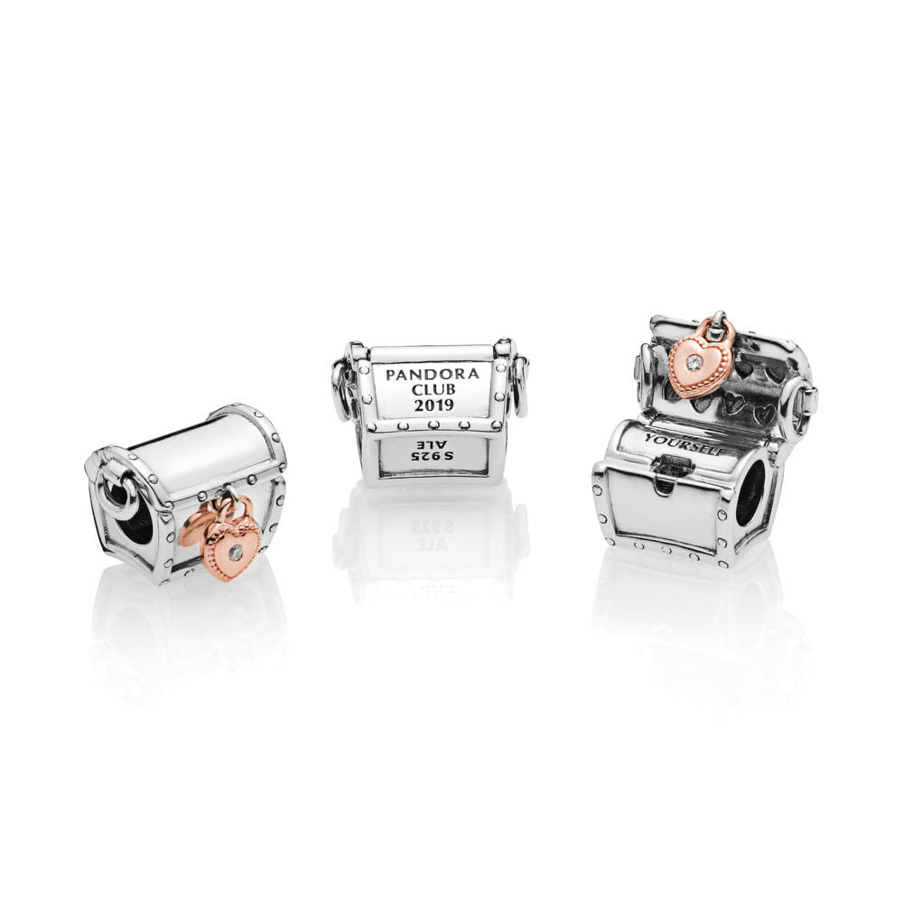 PANDORA Club Charm 2019 787792D