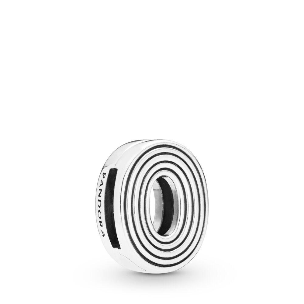 Pandora Reflexions Letter O Charm 798211