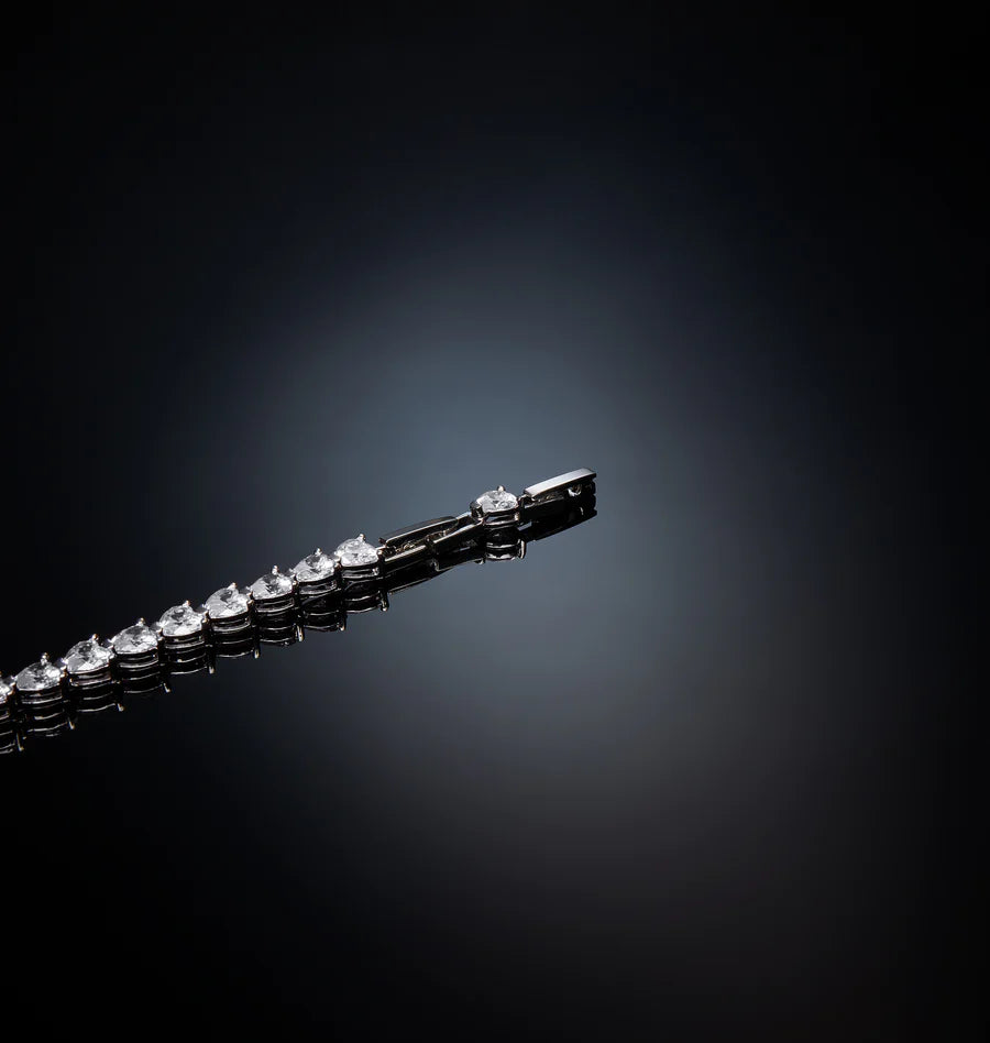 J19auv19 Bracelet Tenniswhiteheart.3 900x