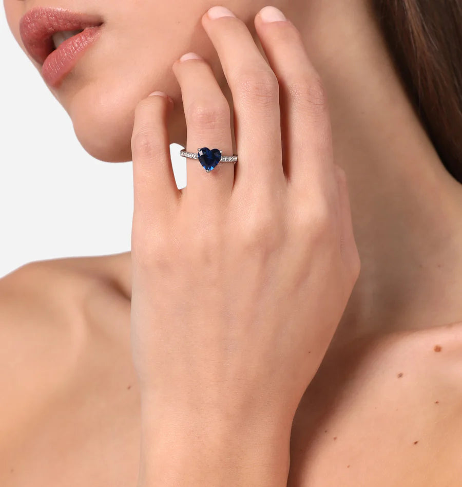 J19auv34 Ring Heart Blue.2 900x
