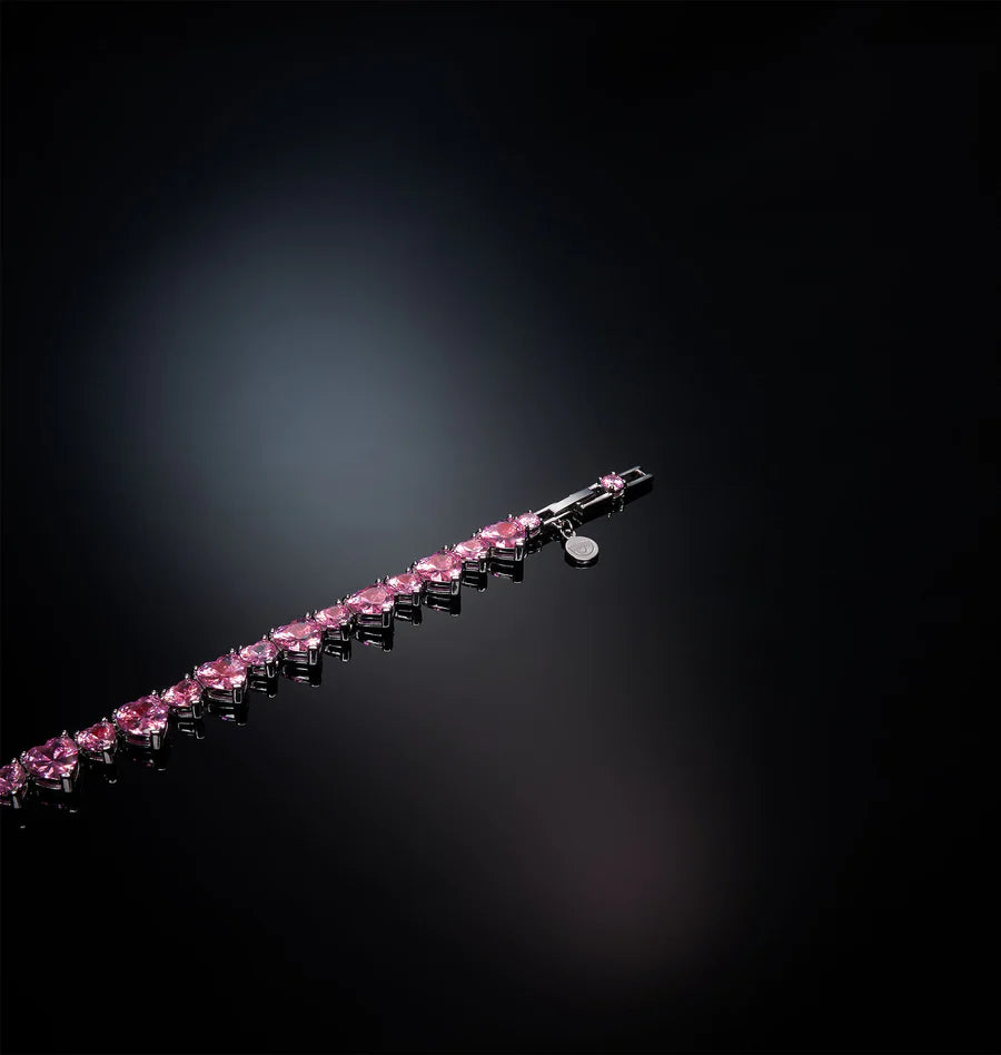 J19auv37 Necklace Pinkhearts.3 900x