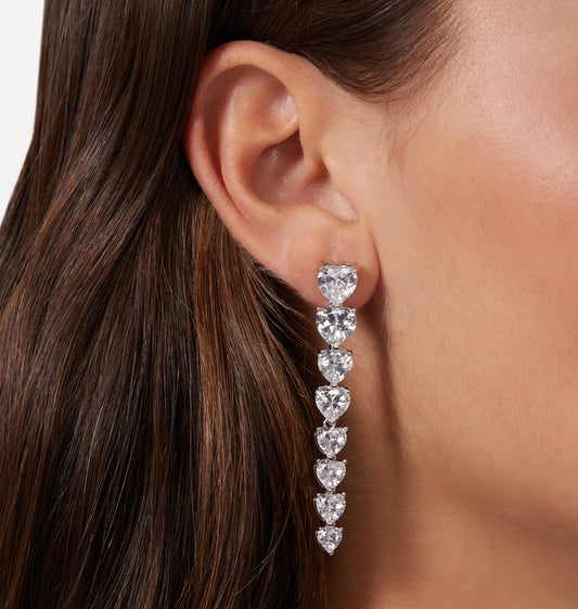 J19avg08 Infinitylove Necklace Silver.2 900x