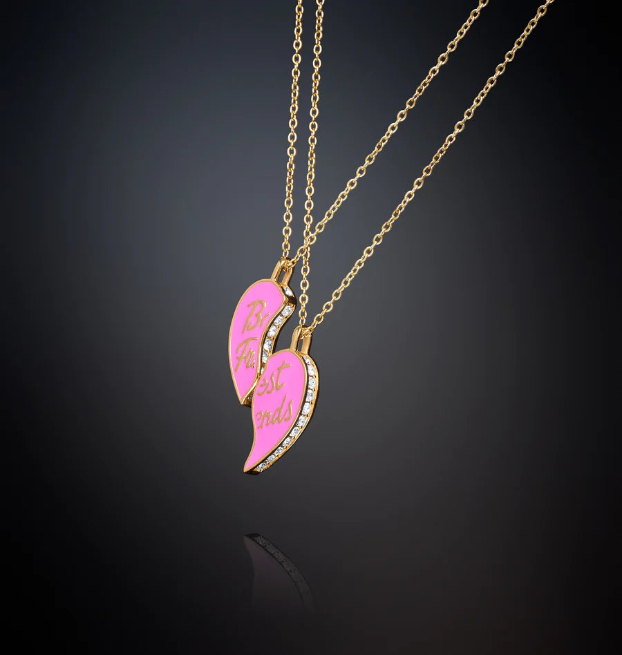 J19avi01 Loveparade2 Pink.3 900x