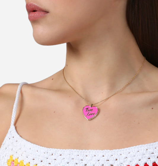 J19avi03 Loveparade Pink.2 900x