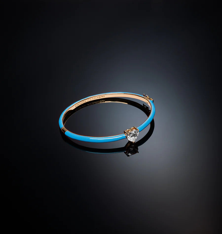 J19avi29 Bangle Love Lightblue.3 33b8c3eb 2330 4cde A389 Fbade8c1b2dc 900x