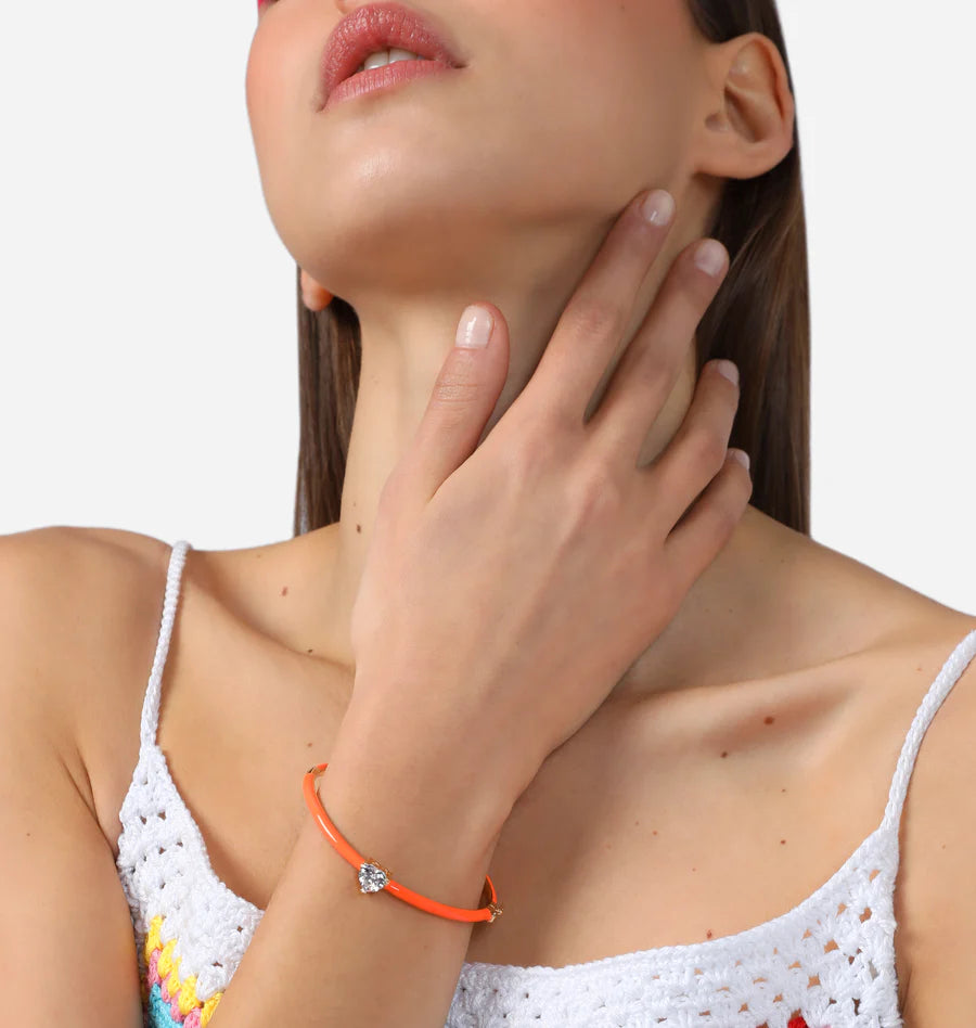 J19avi30 Bangle Love Orange.2 C98297ef Da09 4df0 B158 C27b34129f5f 900x