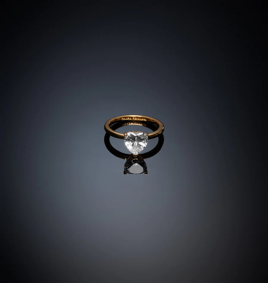 J19avi38 Ring Love Gold.4 1d90dec8 Fba2 4429 9b61 0fe5d07a8229 900x