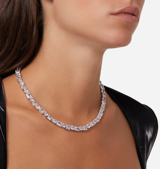 J19avu01 Princess Necklace Silver.2 900x