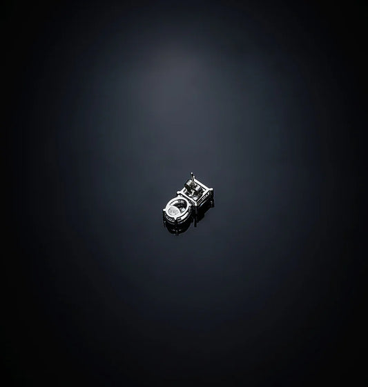 J19avu04 Princess Earrings Silver.3 900x