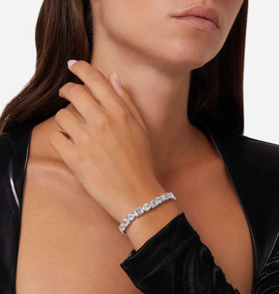 J19avu05 Princess Bracelet Silver.2 900x
