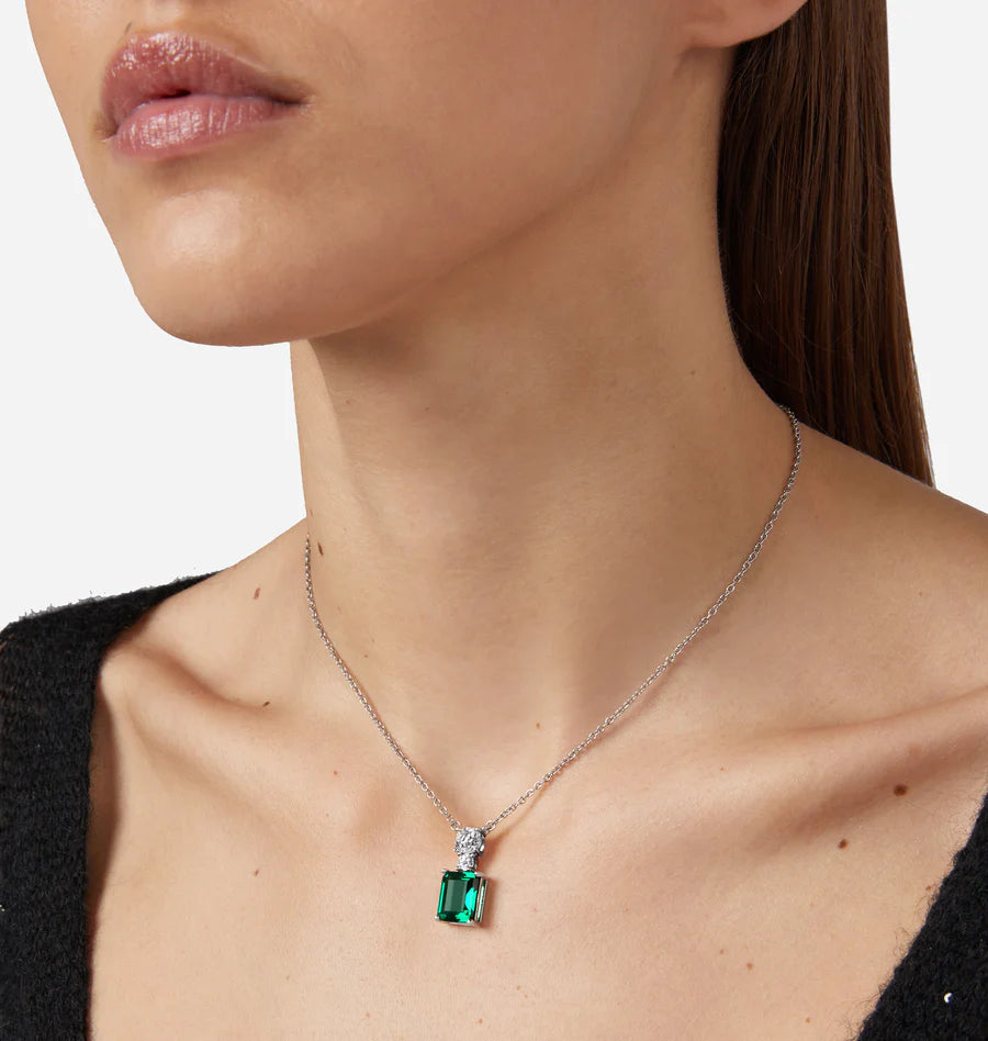 J19awj03 Emerald Necklace Silver.2 900x