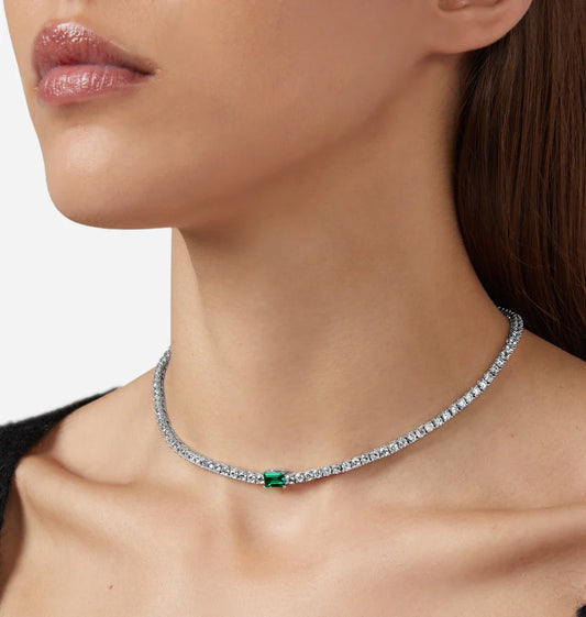 J19awj13 Emerald Necklace Silver.2 900x