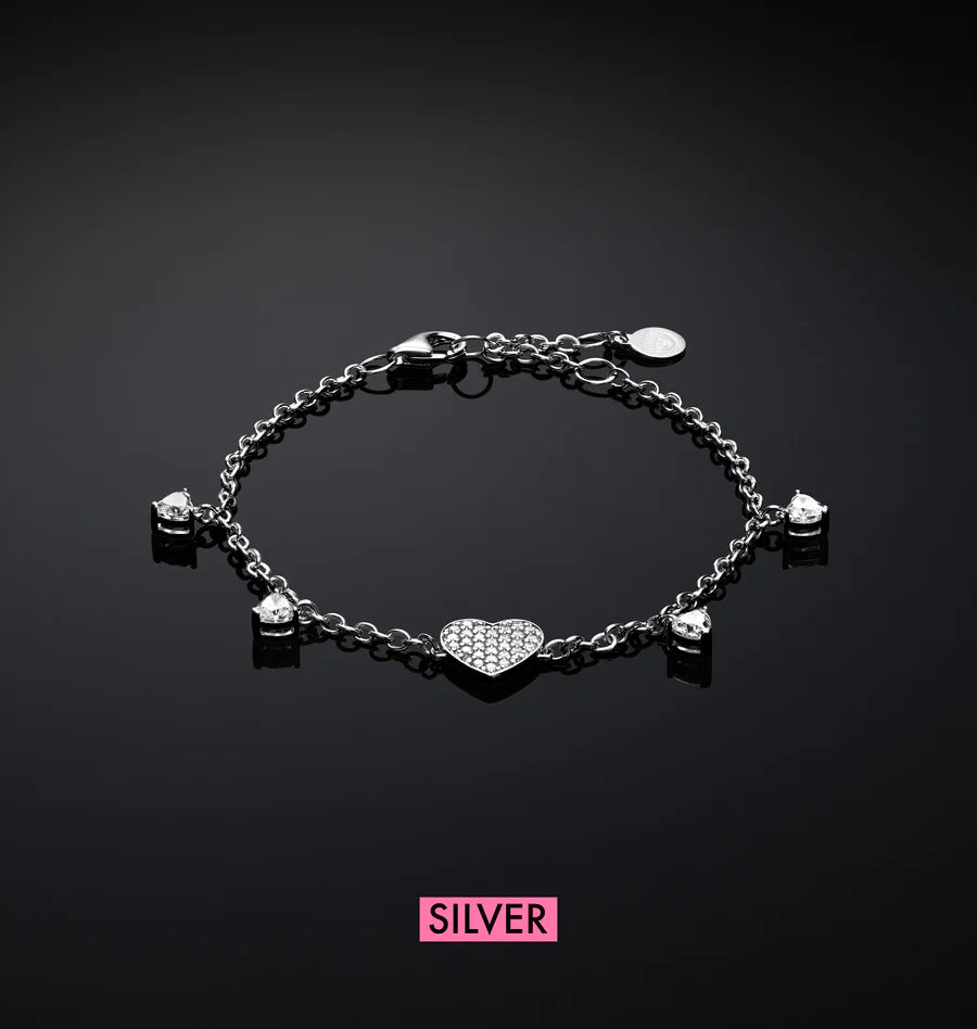 J19axd02 Silver Bracelet.1 900x