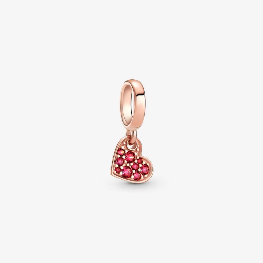 Charm Pandora Cuore Obliquo con Pavé Rosso 789404C02