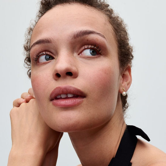 Q124 B Pdp Model Single 06 1x1 Rgb