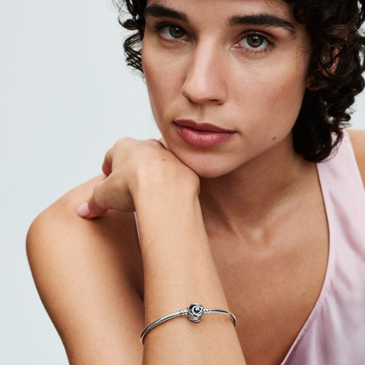 Q224 C Pdp Model Single 08 1x1 Rgb