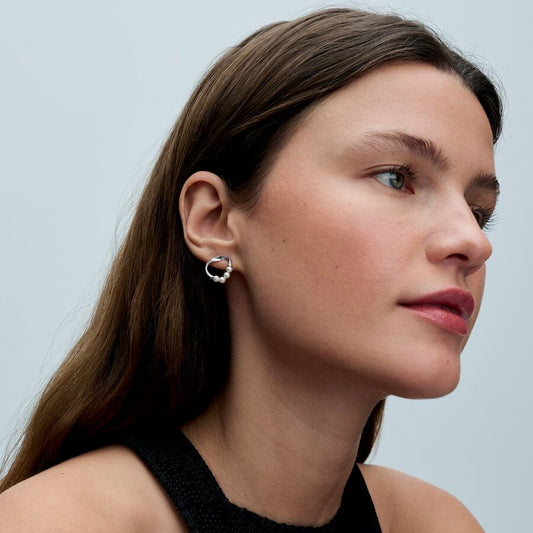 Q224 D Pdp Model Single 03 1x1 Rgb