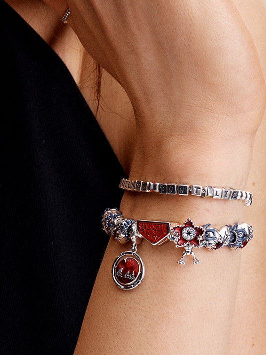 Q424 G Pdp Model Styled 11 1x1 Rgb Charm