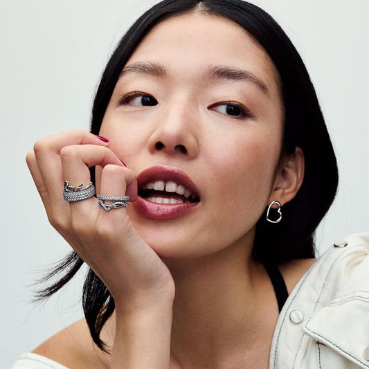 Ss24 A Pdp Model Styled 22 1x1 Rgb