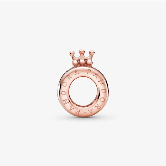 Charm Pandora con Logo e O Coronata 789036C00