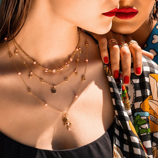 Rosa2 D973efbe A894 4b2d 8817 E4063e54cb6a 1400x1400