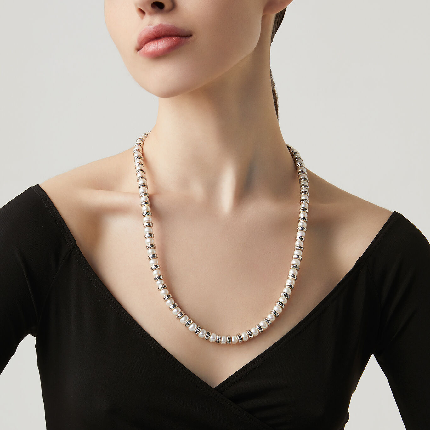 011485m01000 B 02.jpg