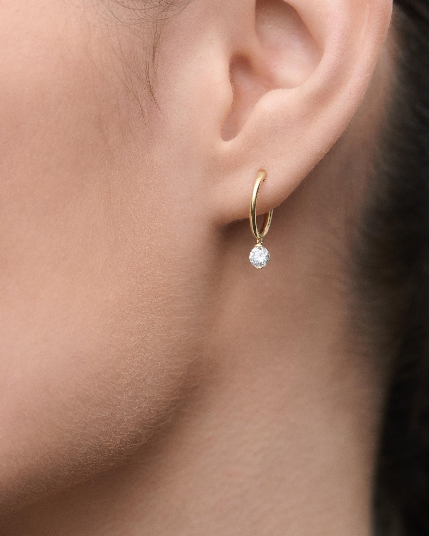 Orecchini PD PAOLA Orecchini a cerchio in diamante e oro Grace Mini AR05-F97