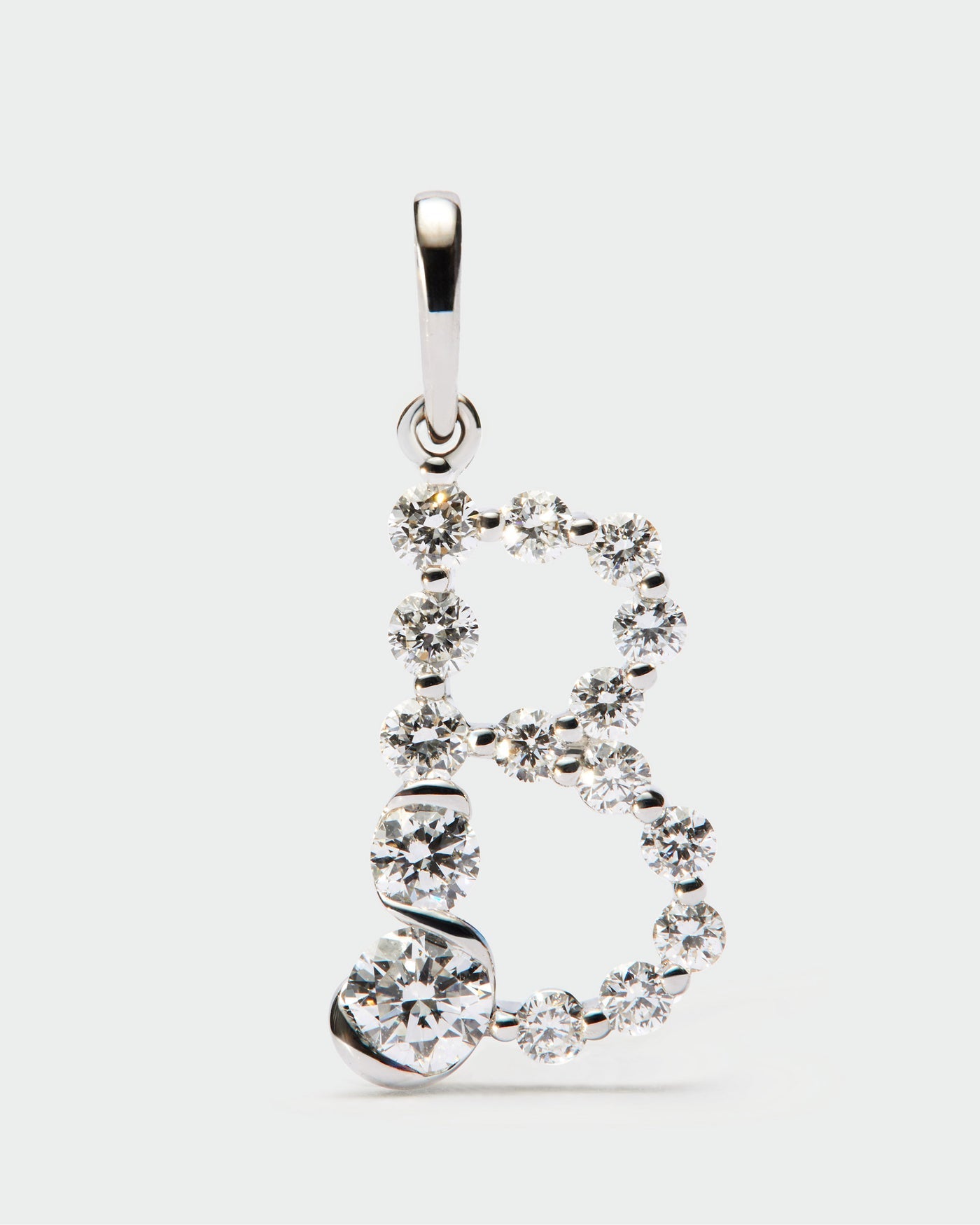 Pendente PD PAOLA Pendente con iniziale B en in diamanti e oro bianco PE06-150-U