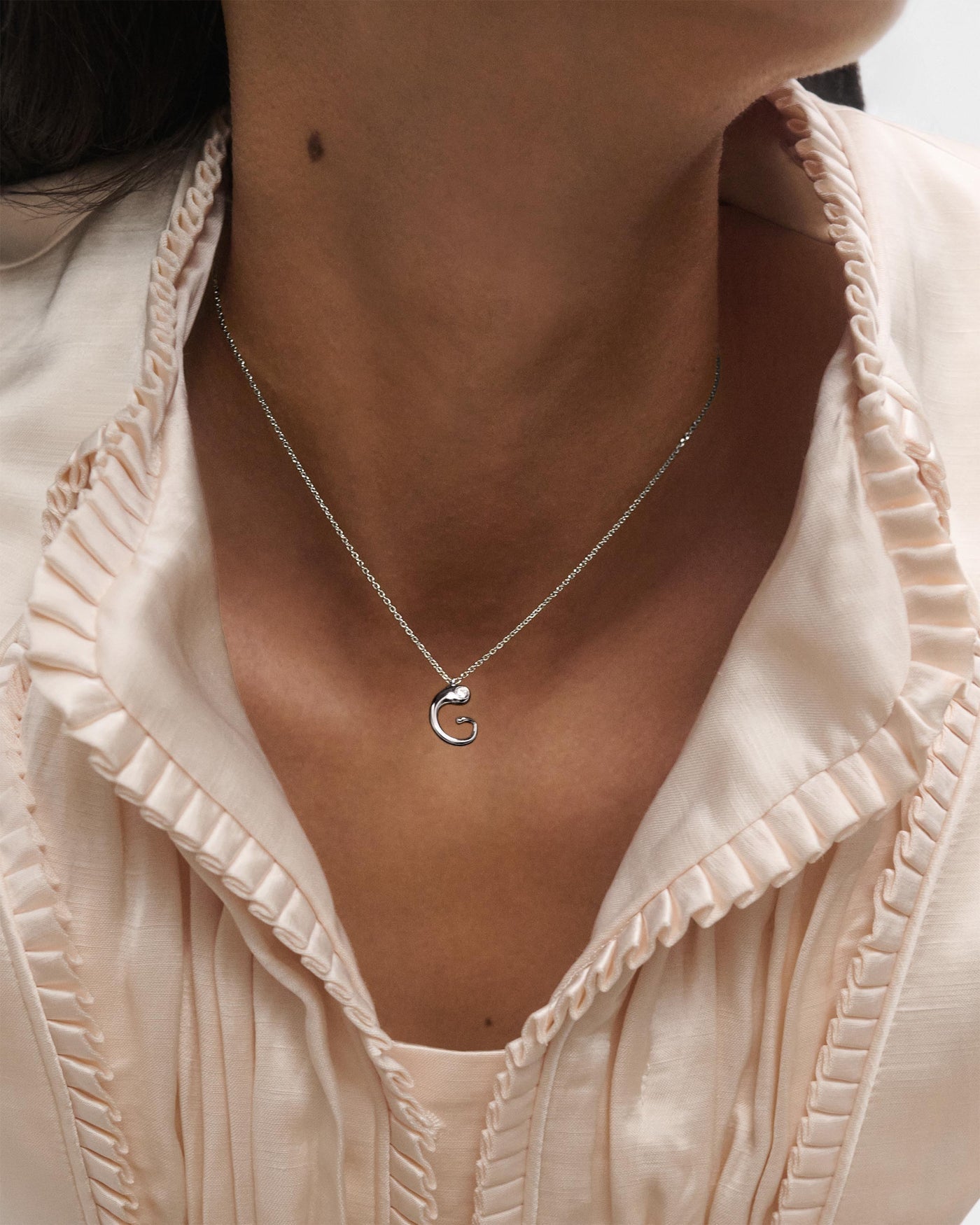 Collana PDPAOLA con ciondolo in argento con l’iniziale G CO02-B80-U