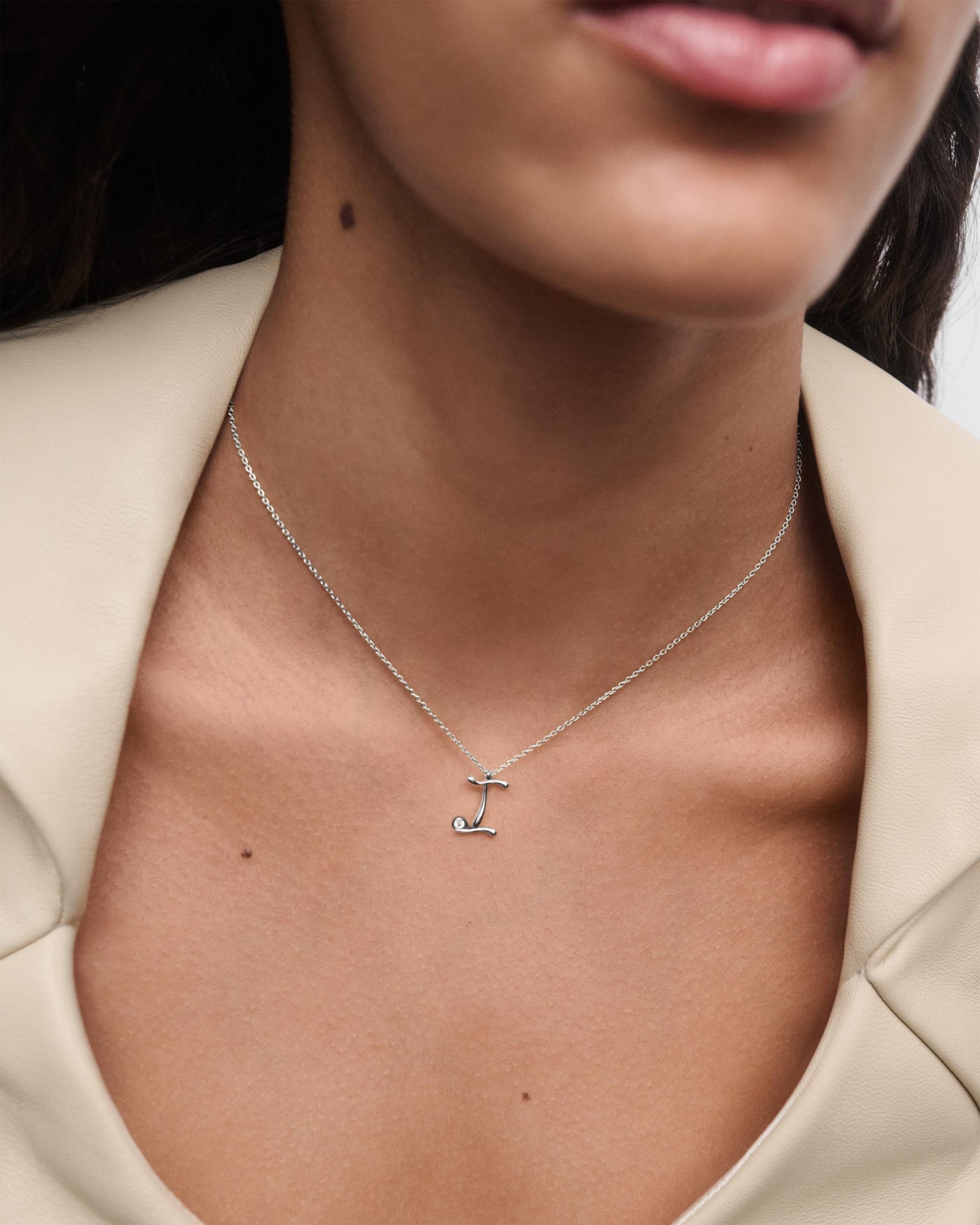Collana PDPAOLA con ciondolo in argento con l’iniziale I CO02-B82-U