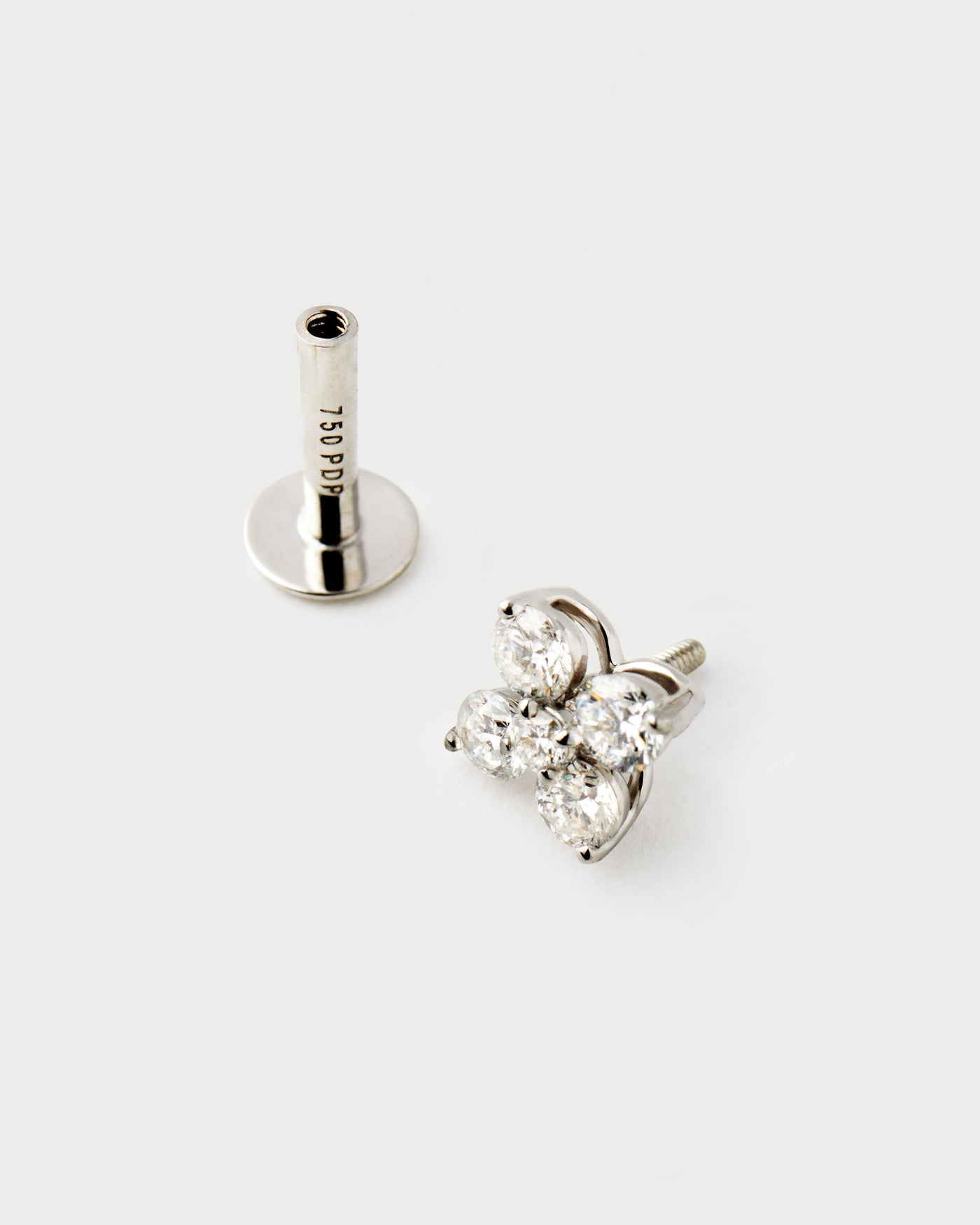 Piercing PD PAOLA Orecchino singolo Maggie in diamanti e oro bianco PG06-378-U