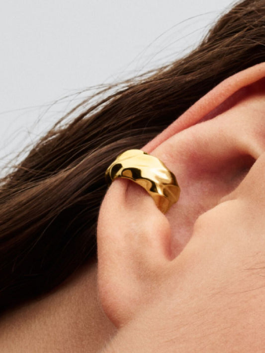 2025q2d Collection Essence Go Ac Tp Pdp Model Single 03 1x1 Rgb Earring