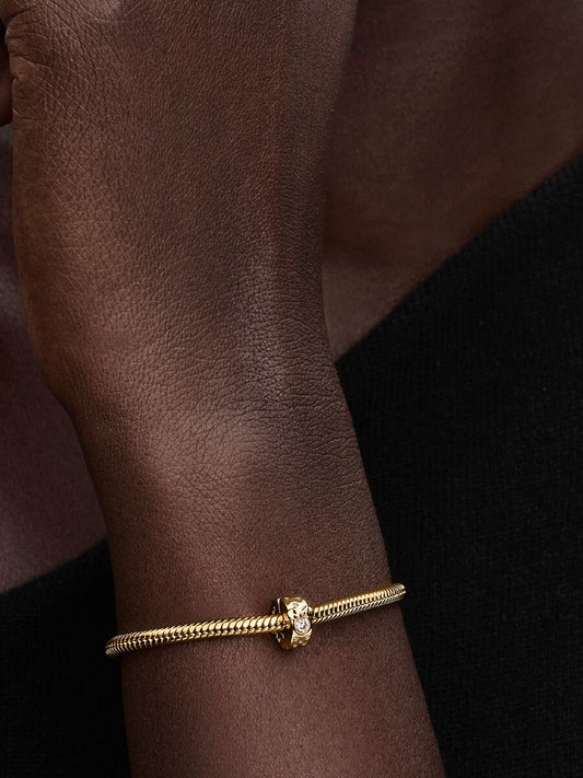 Charm Pandora Disney, Clip Mickey Mouse & Minnie Placcatura in Oro 14k 764130C01