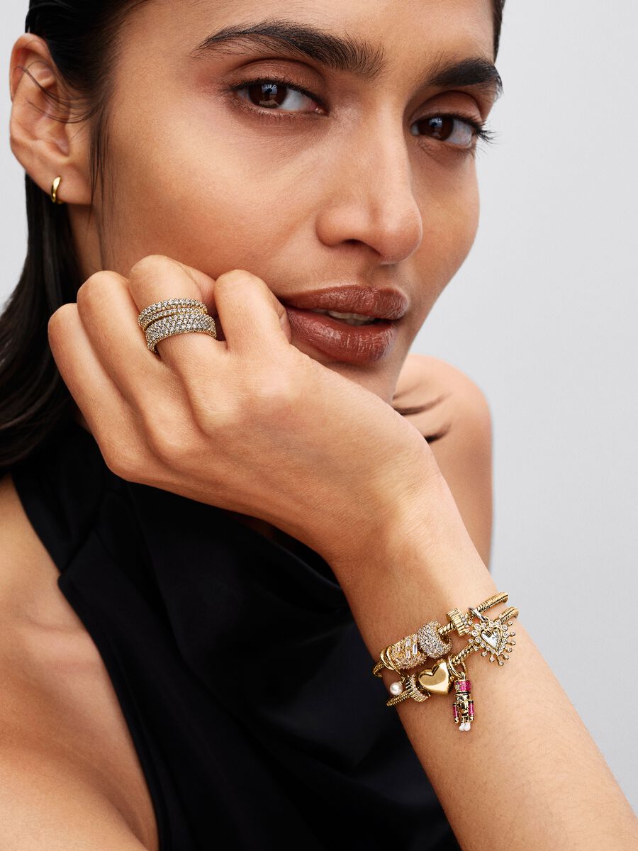 Charm Pandora Pendente Schiaccianoci Placcatura in Oro 14k 763583C01