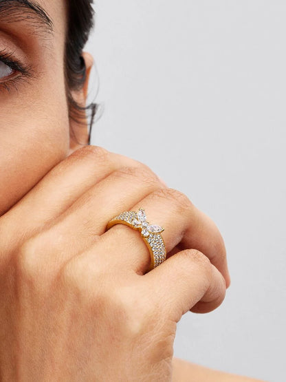 Anello Pandora Fascia Pavè con Farfalla Luminosa Placcatura in Oro 14k